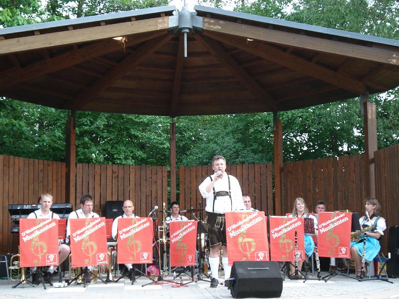 WNT Serenade 2008_6.JPG